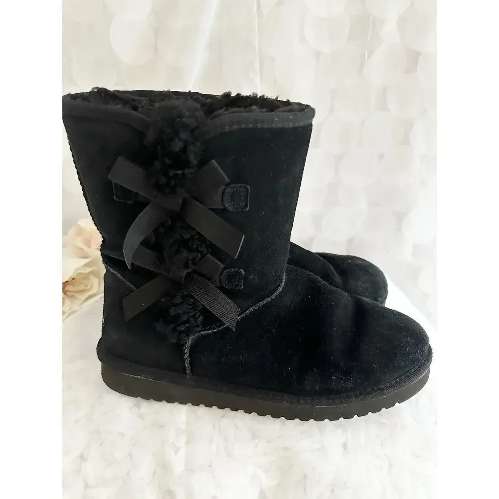 Kolaburra by UGG Victoria Black Suede Mid Calf Boots Women’s Size 11 Bows CLEAN